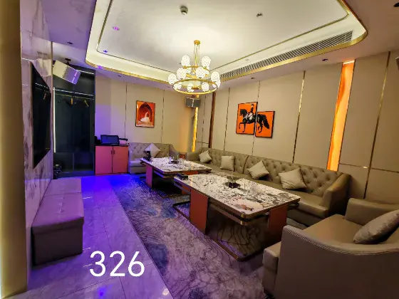 魔都818