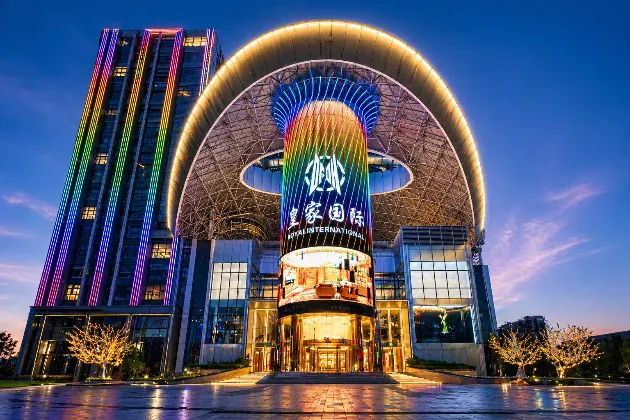 皇家国际娱乐会所